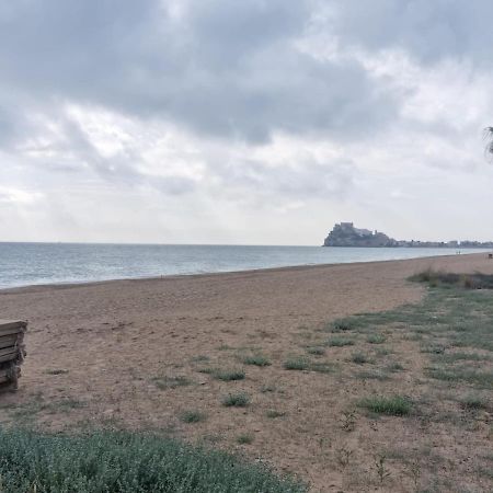 The Beach Across The Street Пеніскола Екстер'єр фото